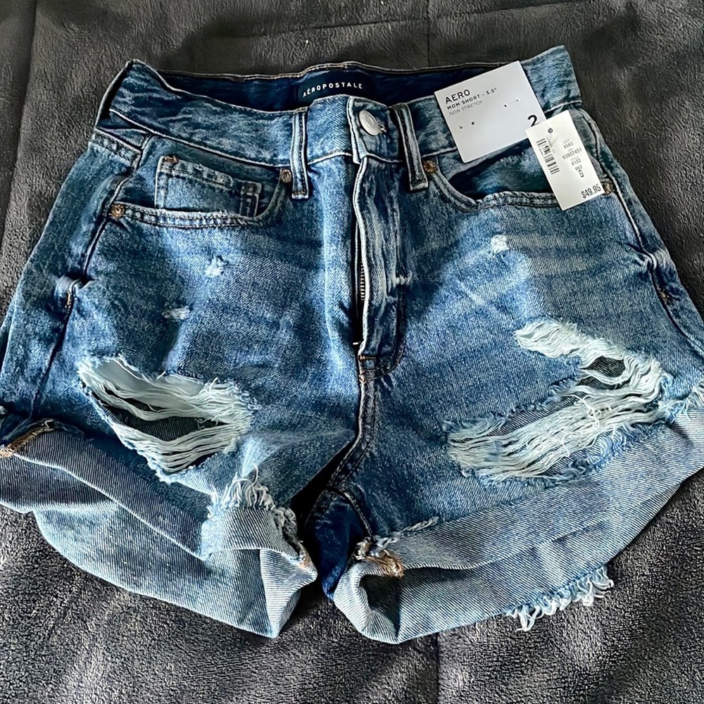 BRAND NEW Aéropostale mom jeans non stretch. Size 2